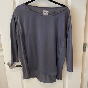 Go Silk Grey Top M